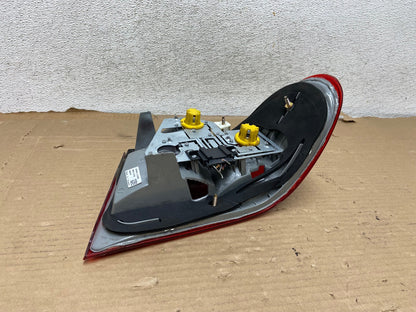 2000-2002 Mercedes-Benz E-Class E430 E320 Left Driver LH Tail Light AG8138 LK5