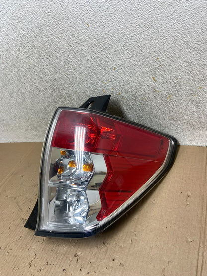 2009-2013 Subaru Forester Right Passenger Rh Side Tail Light AI9671 LK1