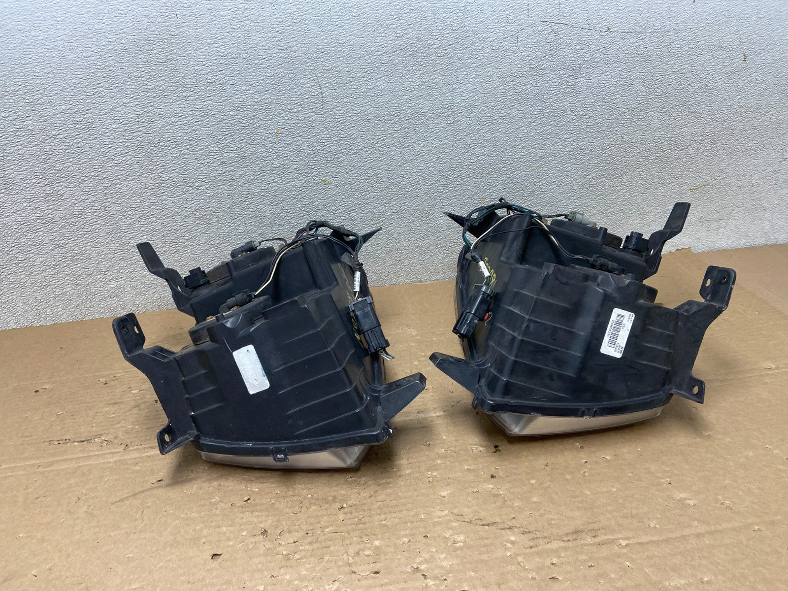 2008-2010 Jeep Grand Cherokee Left+Right Set Halogen Headlights AB4832 DW10