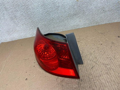 2007 to 2010 Hyundai Elantra Sedan Left Driver Side Tail Light Oem AB6057 LK1