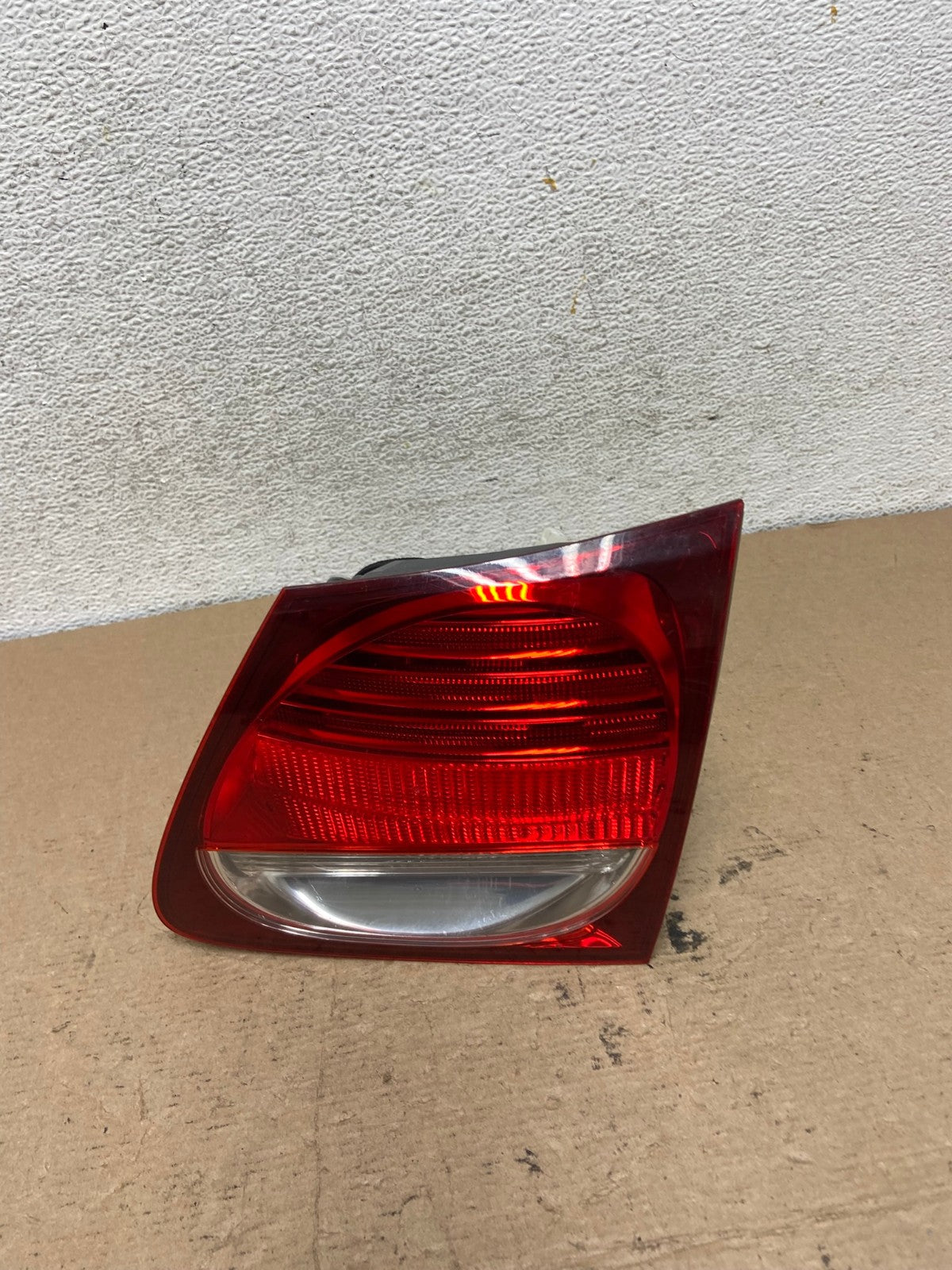 2006-2011 Lexus GS350 GS430 GS450H Right Passenger Inner Tail Light AF4816 LK0