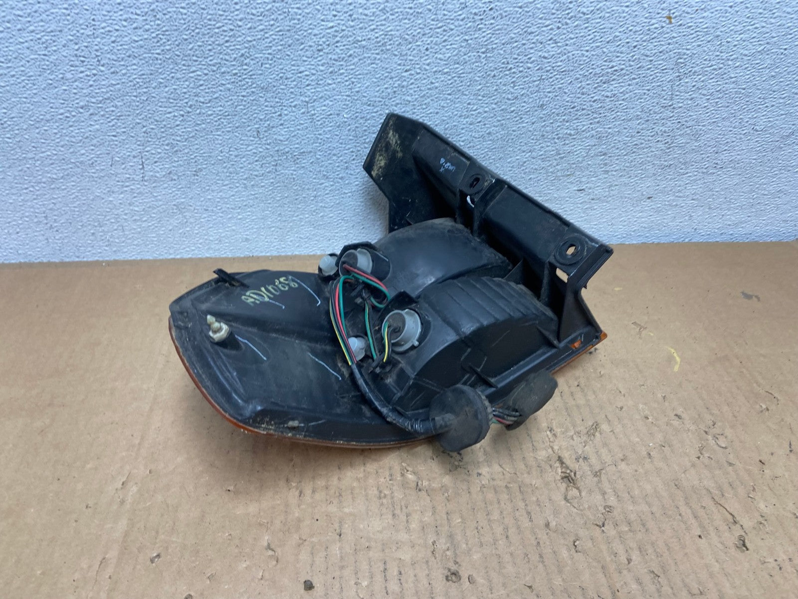 2002 2003 2004 Honda Odyssey Right Passenger Side Tail Light AD1068 LK5