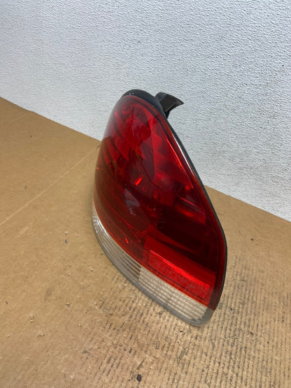 2005 to 2006 Hyundai Santa Fe Right Passenger Rh Side Tail Light AE1210 LK1