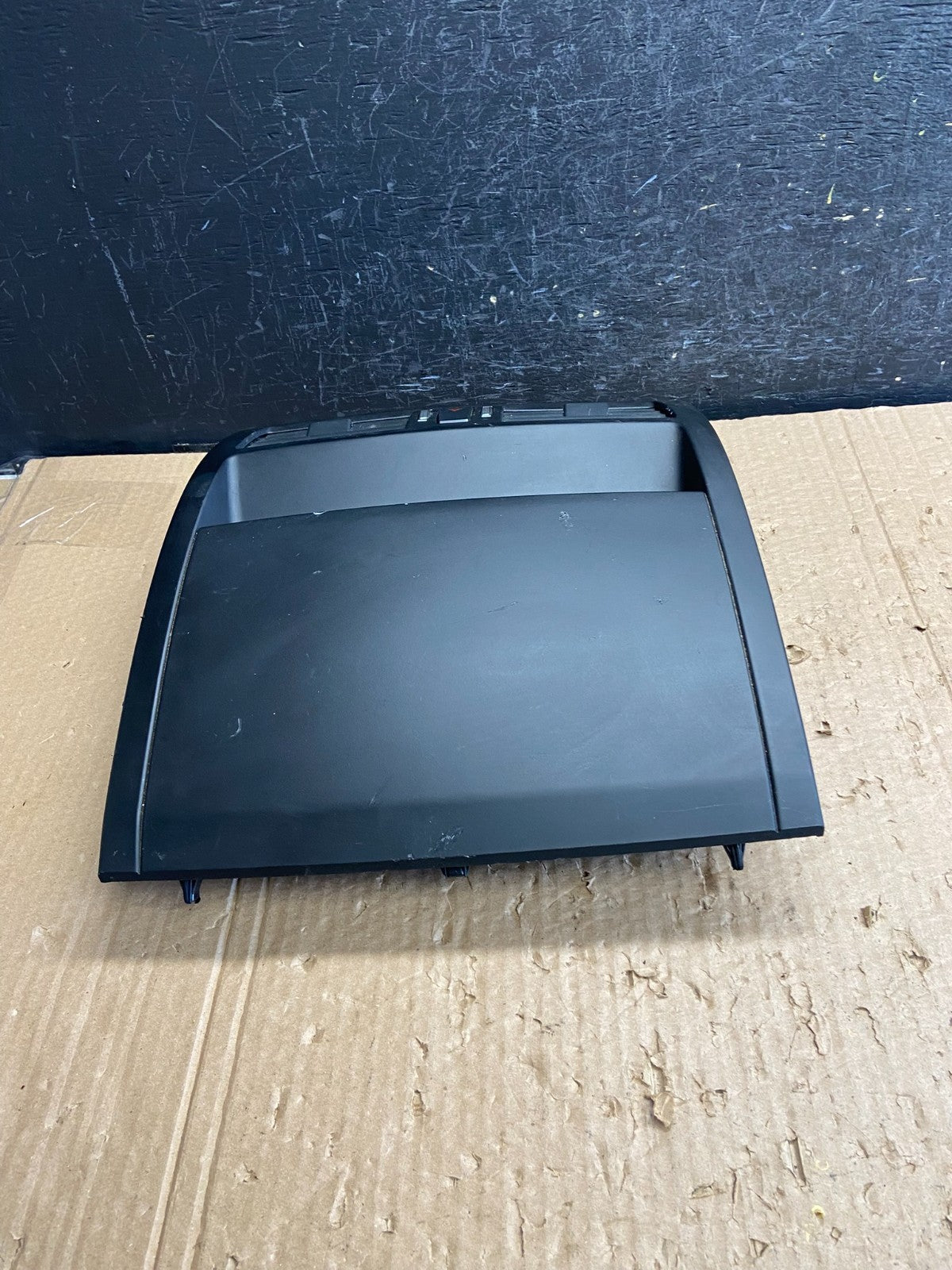 2009 to 2012 Mazda 6 Center Console Dash Dual Air Vent AF6447 DW3