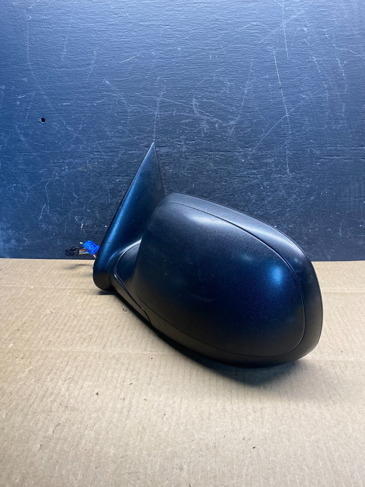 2003-2006 Chevrolet Tahoe Suburban Left Driver LH Turn Door Mirror AG7280 DW2