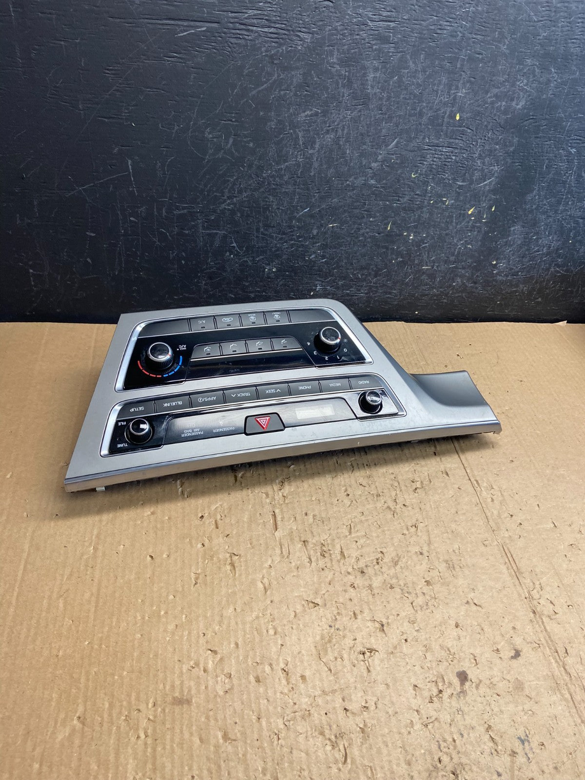 2015 to 2017 Hyundai Sonata Ac Heater Climate Control AE4180 DG3