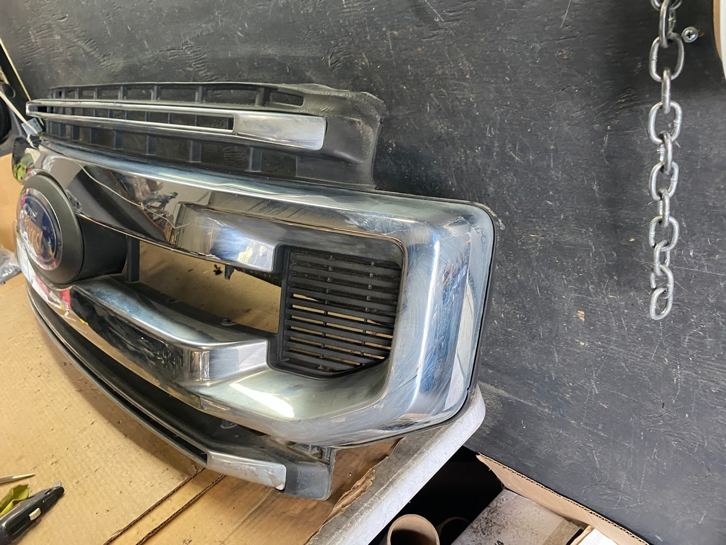 2020 2021 2022 Ford Super Duty F250 F350 Front Upper Grill Grille OEM S3307 DG1
