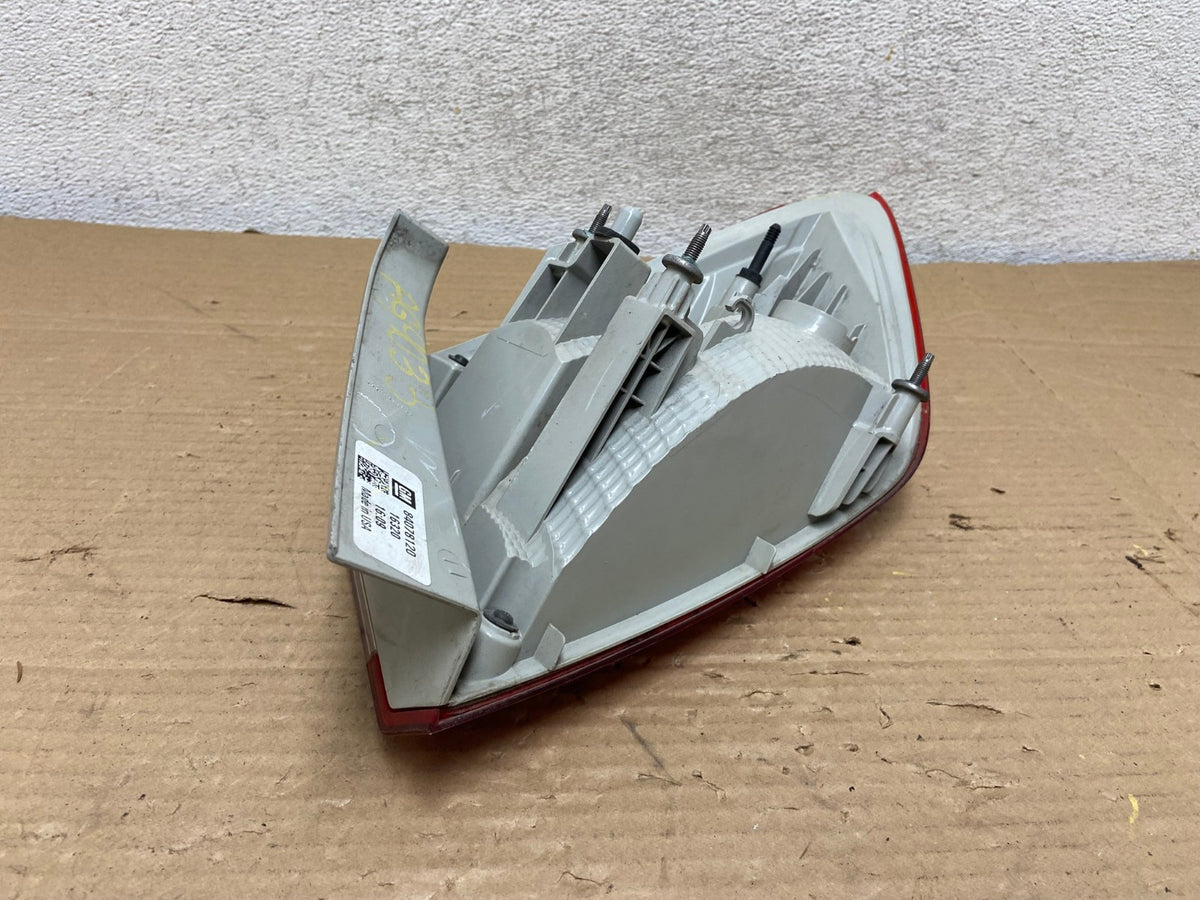 2016 2017 2018 Chevrolet Cruze Left Driver LH Tail Light AG9033 LK6