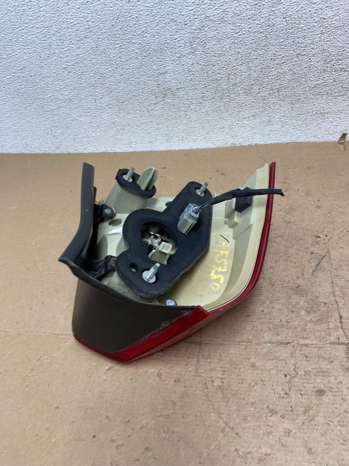2008 to 2013 Volvo XC70 V70 Right Passenger RH Tail Light Lower AF5750 LK6