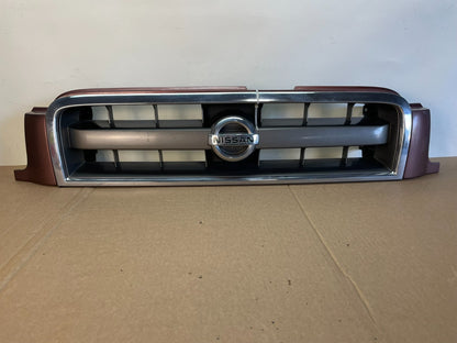 2002 2003 2004 Nissan Pathfinder Front Upper Grill Grille AH6085 DG0