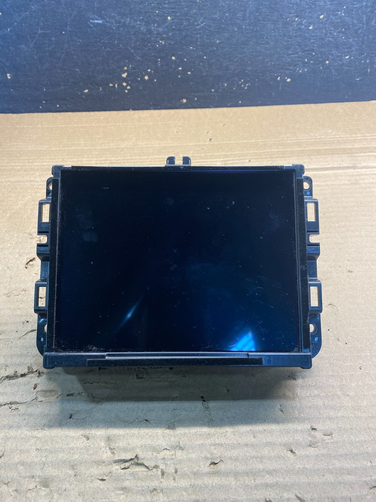 2017 to 2020 Jeep Cherokee Media Satellite Radio Screen Display AA3190 DG0