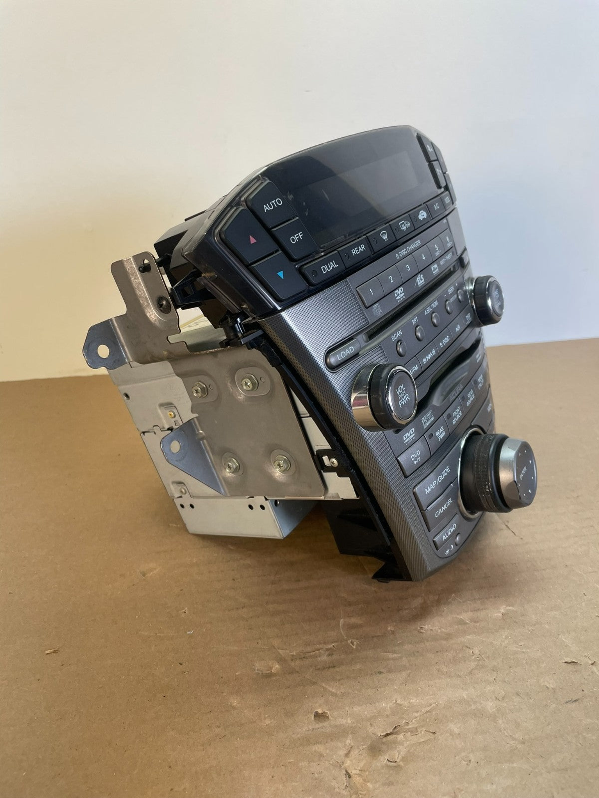 2007 to 2009 Acura Mdx Radio Stereo 6 CD Player Climate Control Pan OE AF5594 DG1