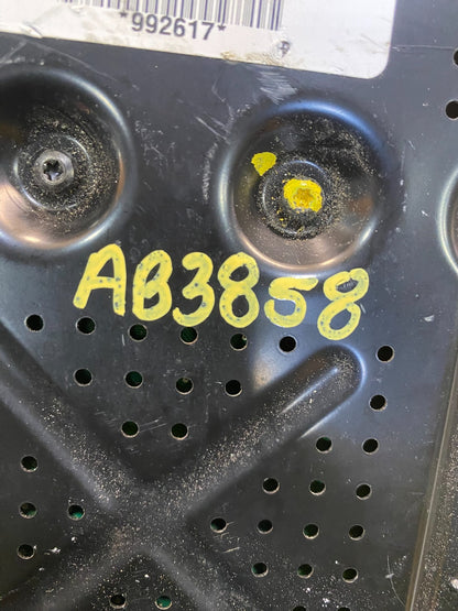 GM Radio Speaker Audio Amplifier Module 20942617 AB3858 DG3