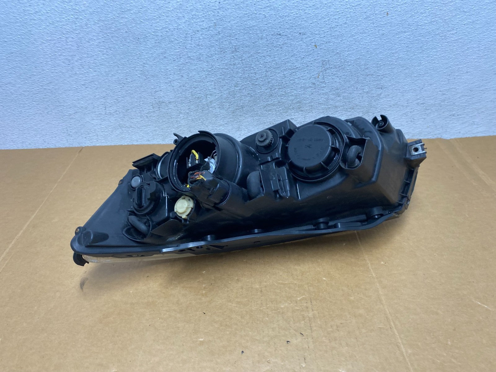 2006-2008 Hyundai Sonata Right Passenger Rh Side Headlight Halogen AD8941 DW6