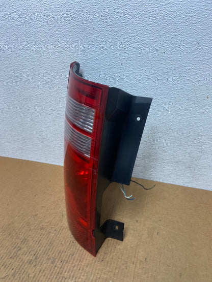 2008 to 2010 Dodge Grand Caravan Left Driver LH Side Tail Light AE0341 LK1