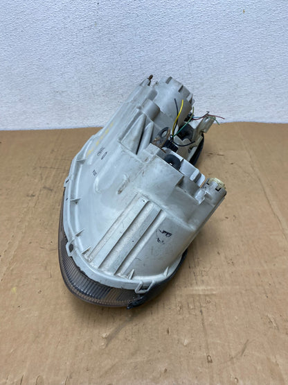 2002 to 2005 Hyundai Sonata Left Driver LH Side Headlight Halogen AC8485 DW6