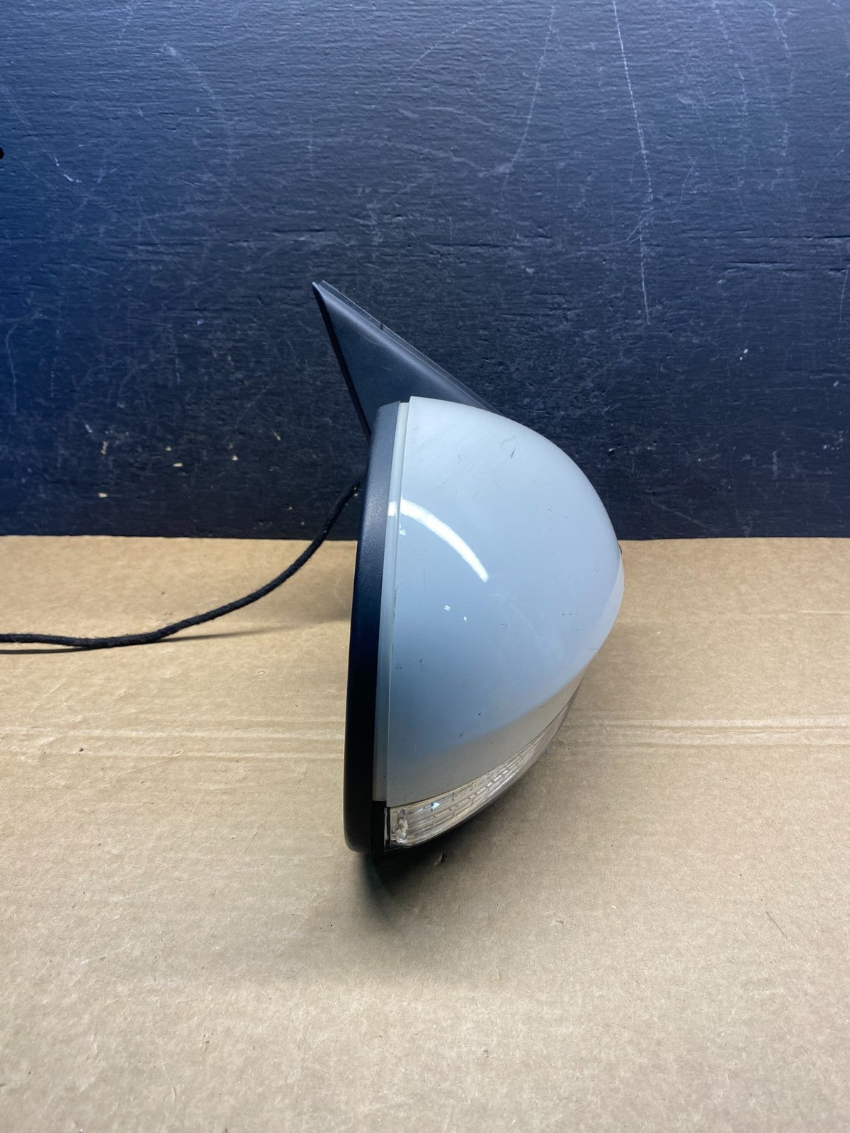 2009 to 2018 Volkswagen Tiguan Right Passenger View Door Mirror af7874 DG10
