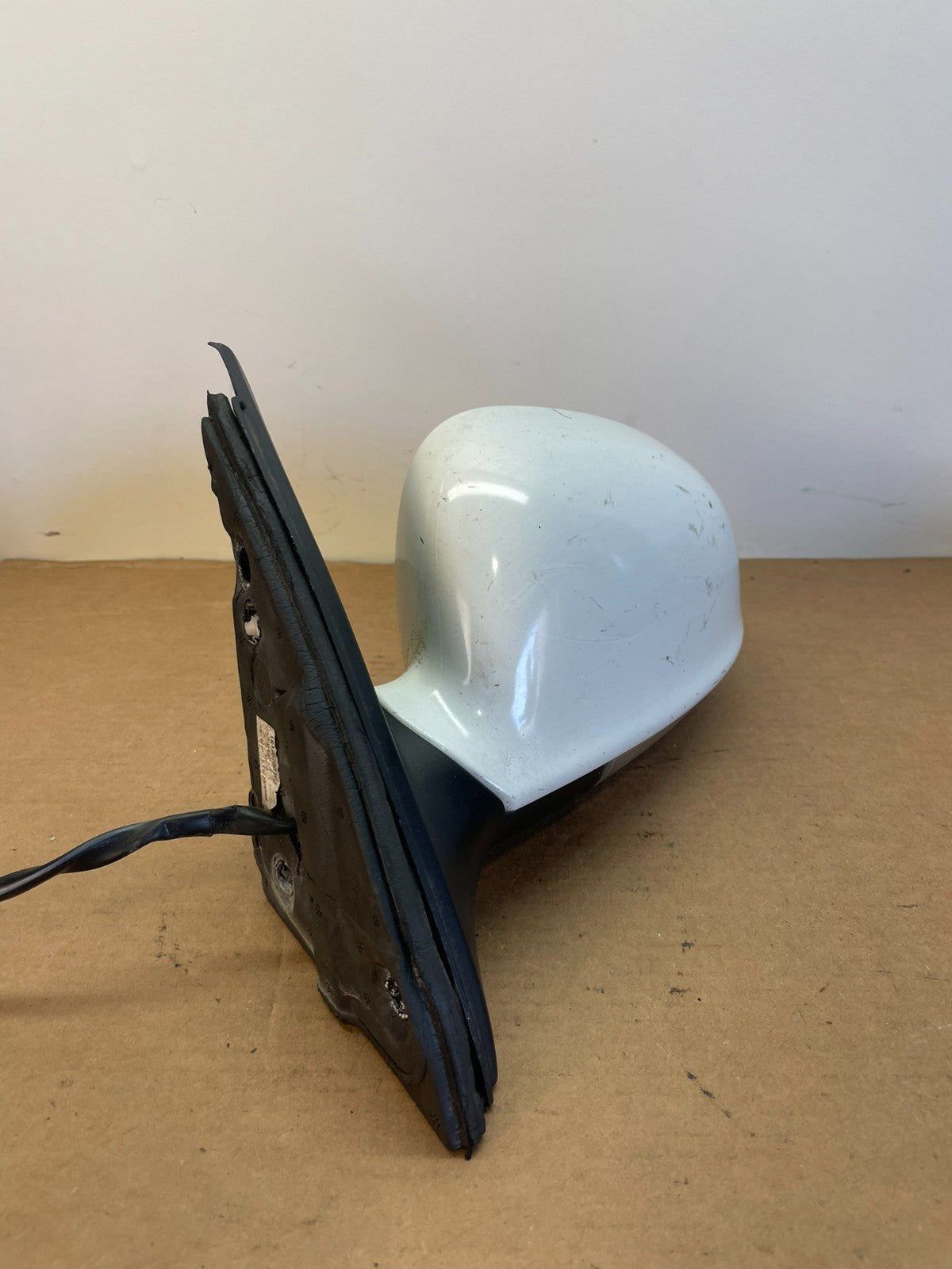 2006-2010 Volkswagen Jetta Left Driver View Door Mirror ag0610 DG1