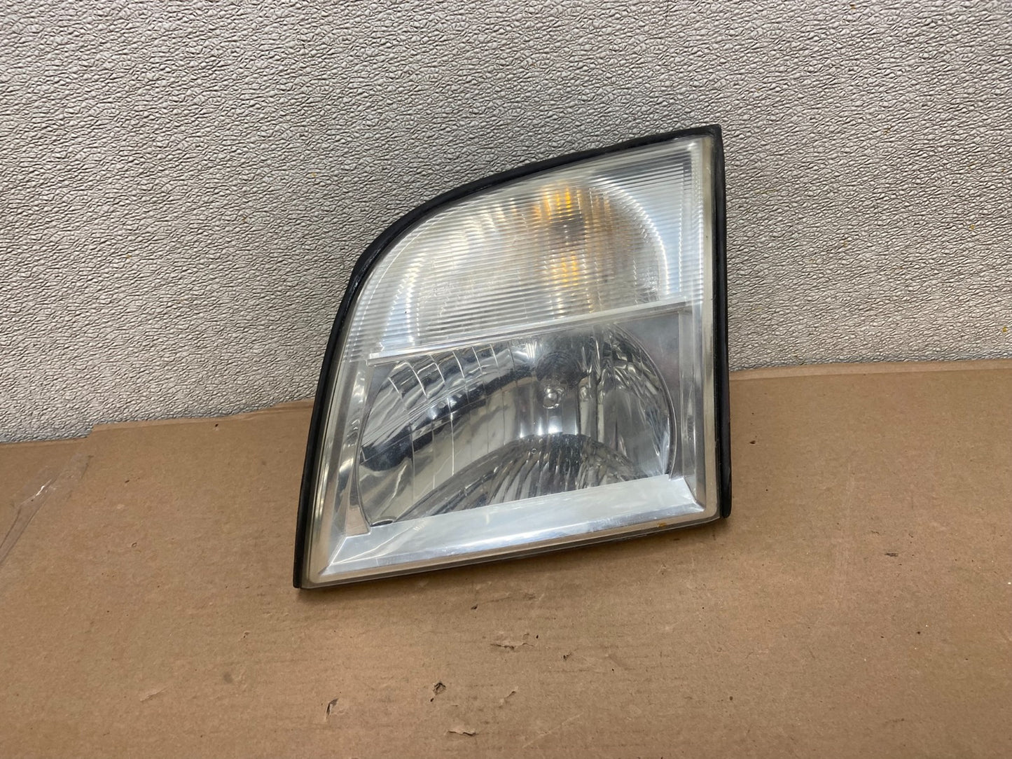 2006-2010 Mercury Mountaineer Left Driver LH Side Halogen Headlight AA9889 DW0