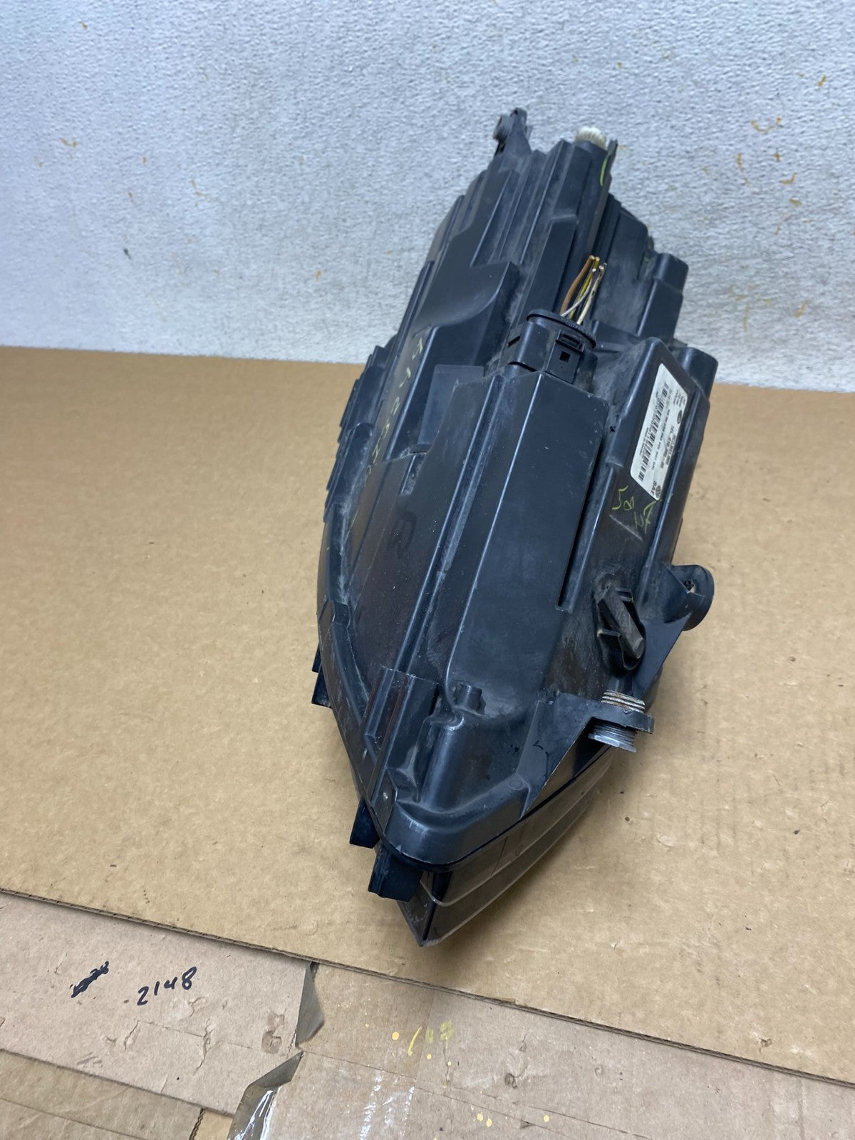 2011 to 2014 Volkswagen Jetta Left Driver LH Headlight Halogen AI3299 DW6
