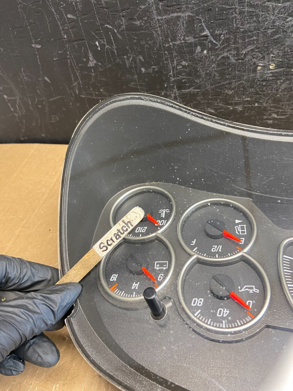 2002 to 2005 Chevrolet Trailblazer Speedometer Cluster Gauge AE4312 DG3