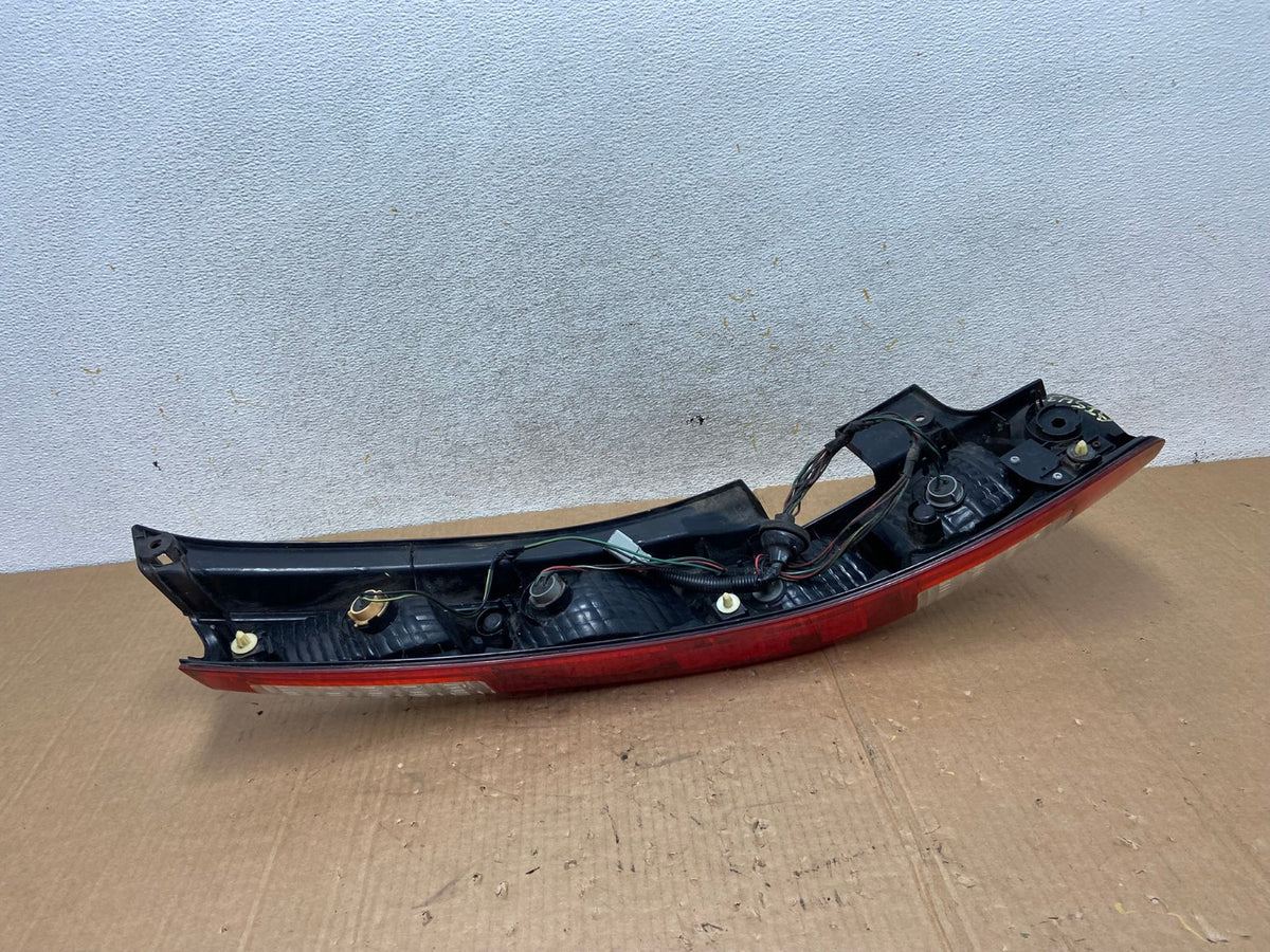 2005 to 2006 Honda Cr-v Crv Right Passenger Side Tail Light AI5439 LK6