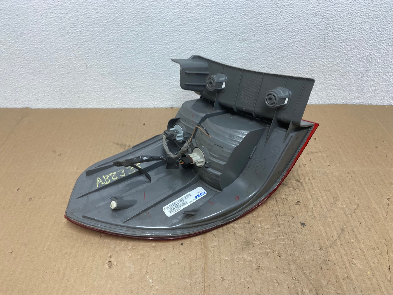 2005 2006 2007 Honda Odyssey Right Passenger RH Side Tail Light DEPO AB8336 LK5