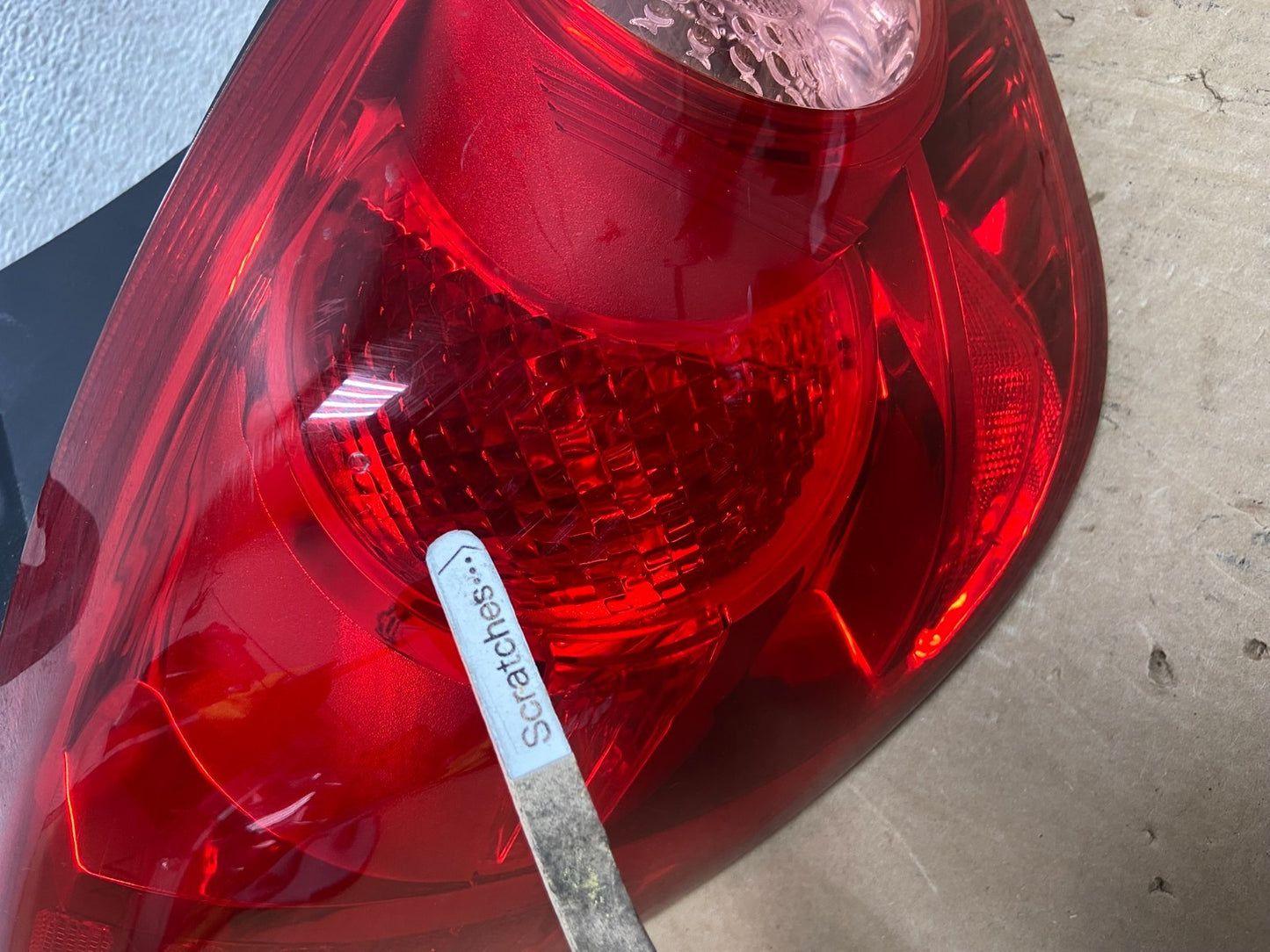 2007 - 2012 Nissan Versa Hatchback Left Driver Side Lh Tail Light AF7347 DW3