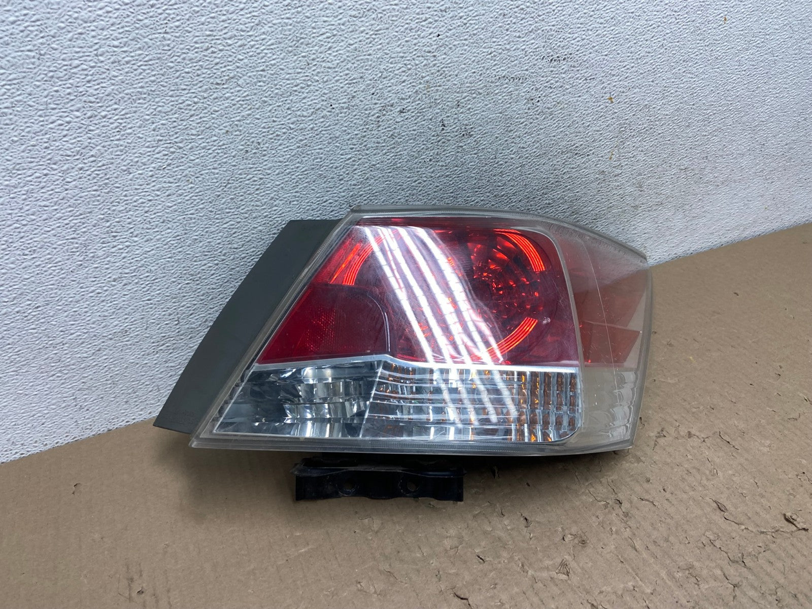 2008 to 2012 Honda Accord Sedan Tail light Right Passenger RH Side AE9774 LK2