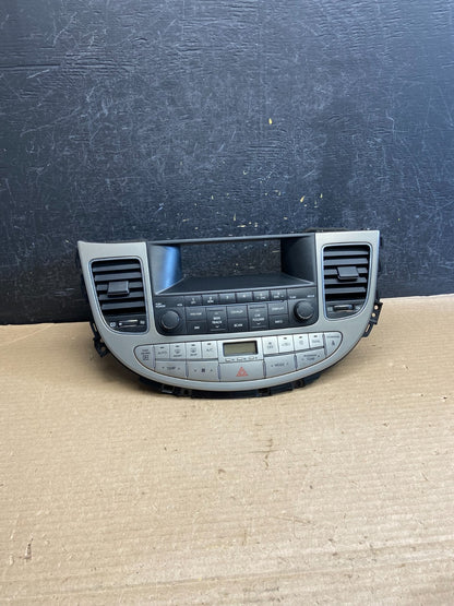 2009 to 2014 Hyundai Genesis A/C Heater Temperature Climate Control AH3529 DG0