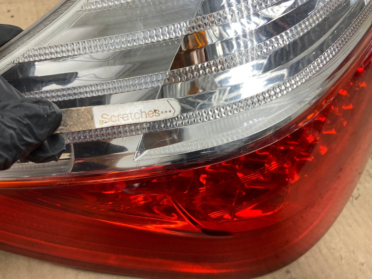 2009-2011 Hyundai Genesis Sedan Left Driver LH Tail Light AH6024 LK3