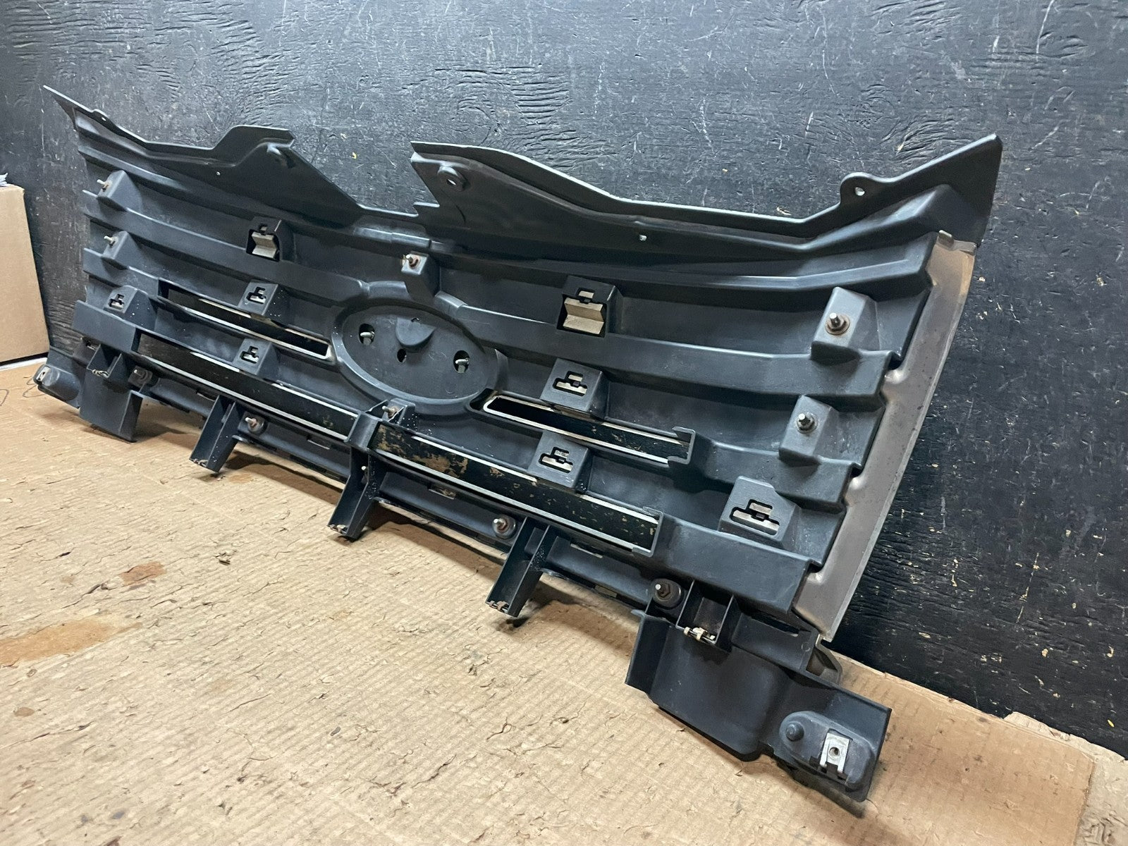 2007 2008 2009 2010 Ford Edge Front Upper Chrome Grill Grille Oem Y6390  DG7