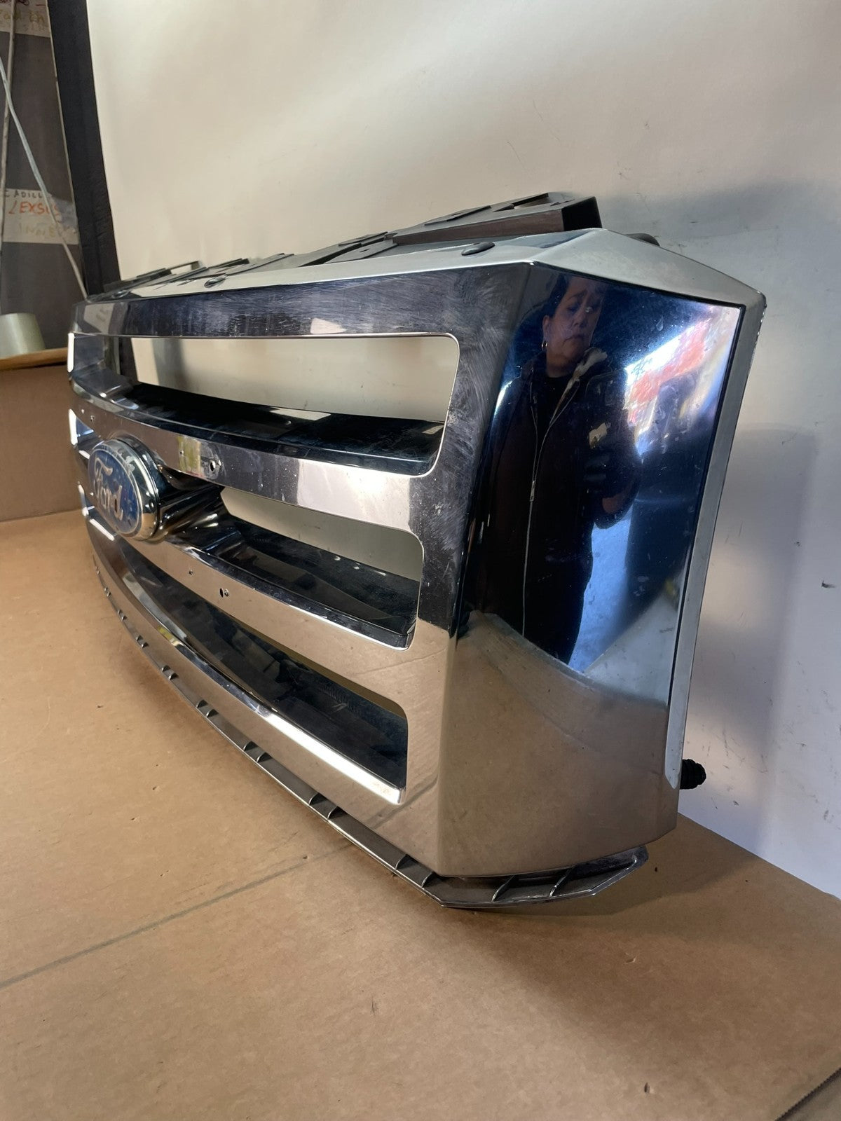 2007 to 2014 Ford Expedition Front Upper Chrome Grill Grille AJ1276 DG1