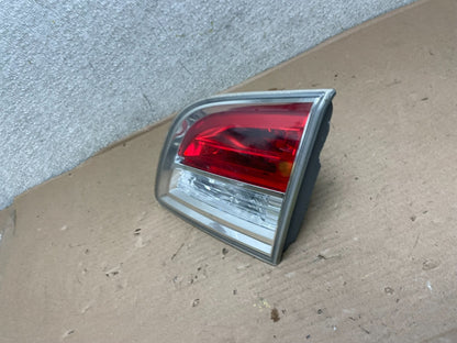 2007 2008 2009 Mazda Cx-9 Right Passenger Rh Side Inner Tail Light Oem AA9971 LK1