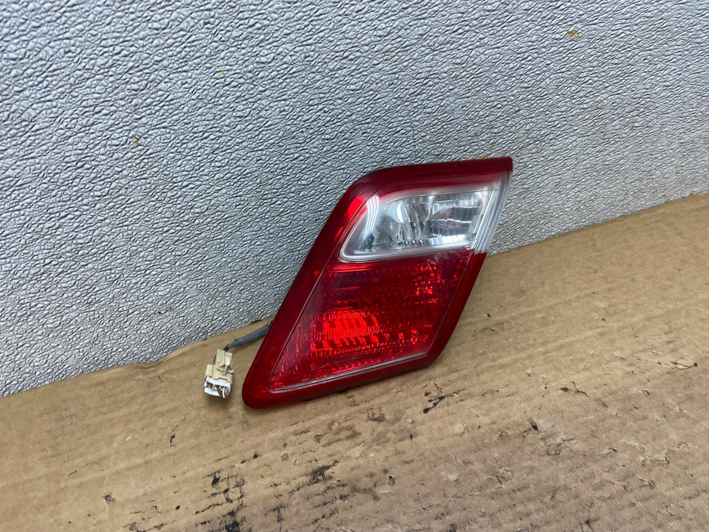 2007 2008 2009 Toyota Camry Right Passenger Rh Tail Light Inner OEM AB3313 LK2