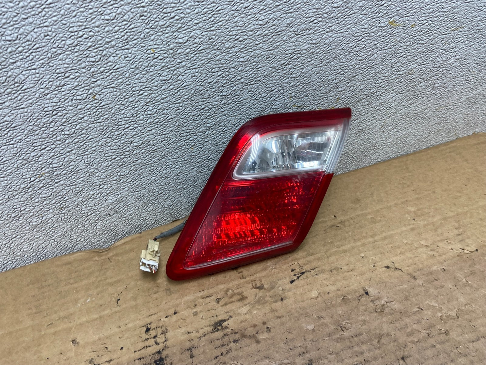 2007 2008 2009 Toyota Camry Right Passenger Rh Tail Light Inner OEM AB3313 LK2