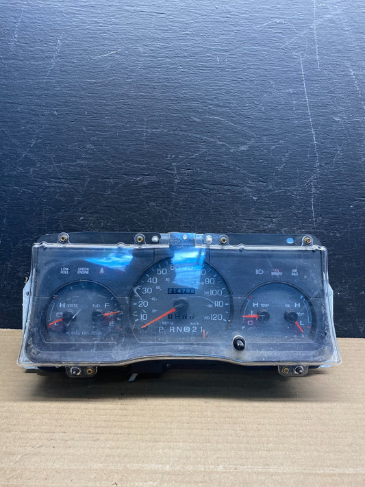 2001 to 2005 Mercury Grand Marquis Speedometer Cluster Gauge AF3815 DW0