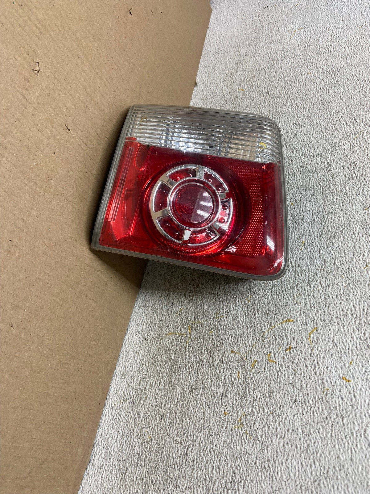 2007 to 2012 GMC Acadia Left Driver Lh Side Tail Light Inner AH4370 LK2