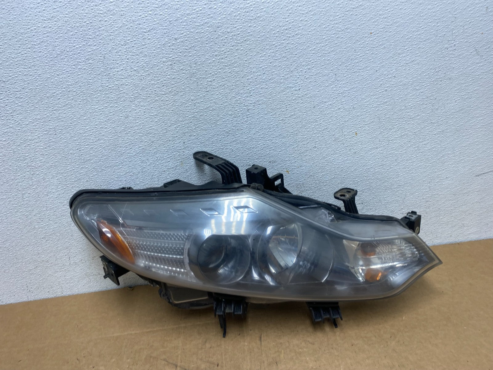 2011 to 2014 Nissan Murano Headlight Right Passenger Rh Halogen AD6077 DW0