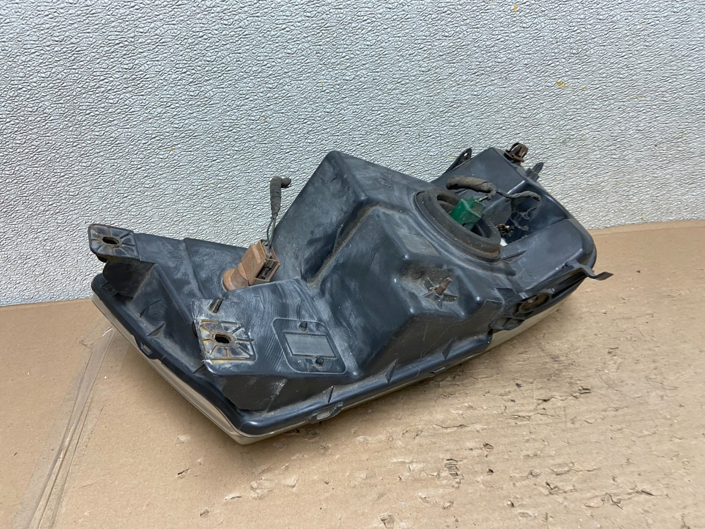 2004 to 2008 Ford F-150 F150 Left Driver LH Halogen Headlight Oem AB0885 DW6