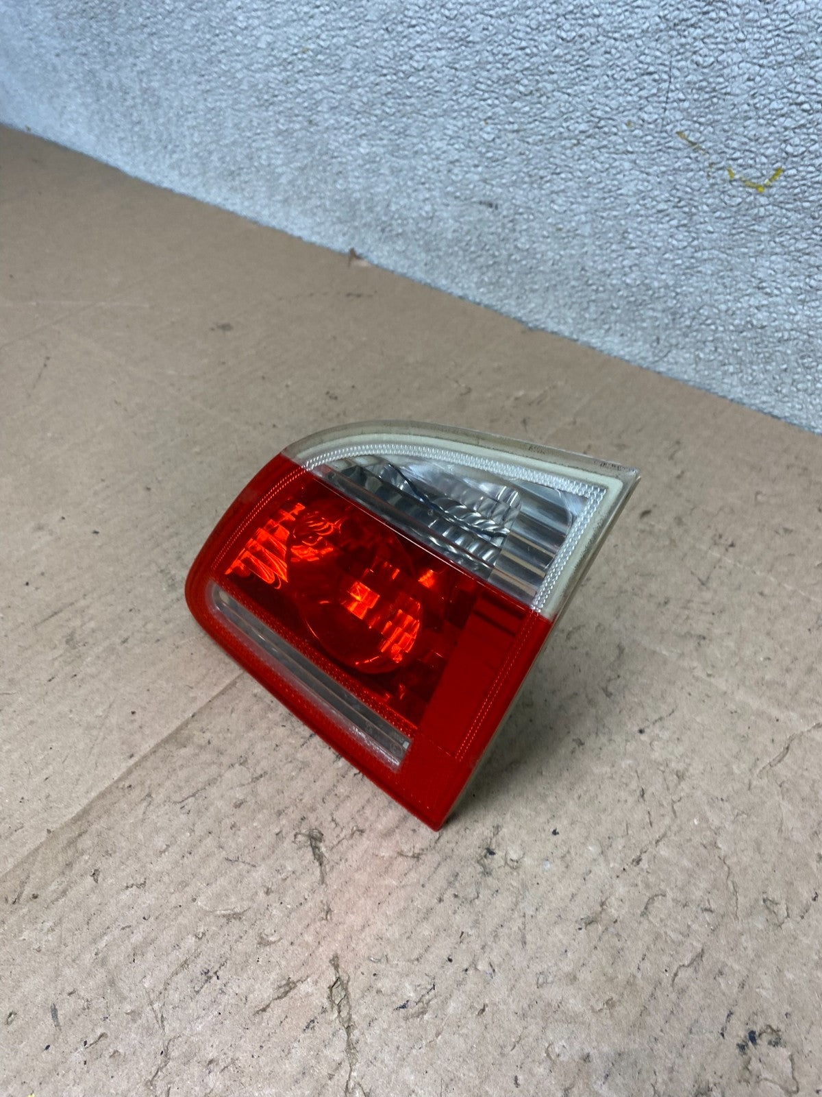 2006 - 2007 BMW 5 530i E61 Touring Right Passenger Inner Tail Light Oem W0855 DW1