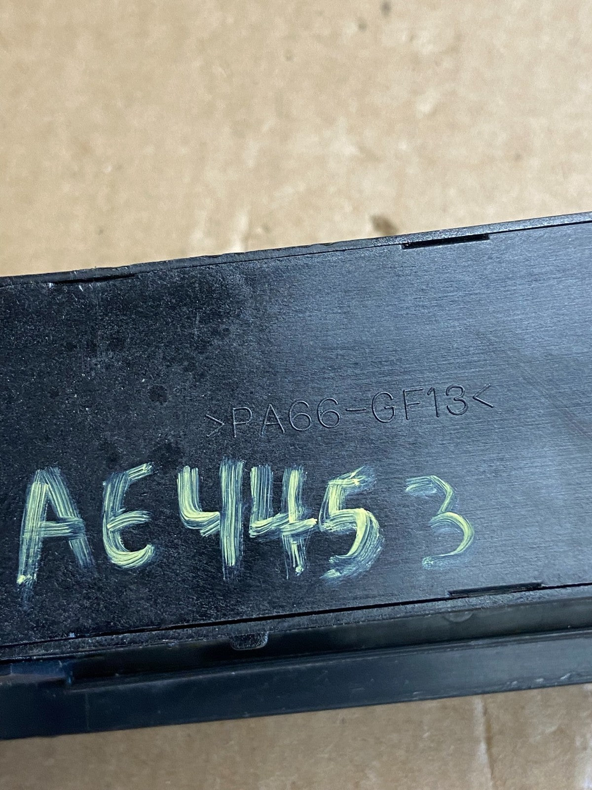 2007 - 2014 Chevrolet Tahoe Yukon Pedal Traction Control Switch ae4453 DG5