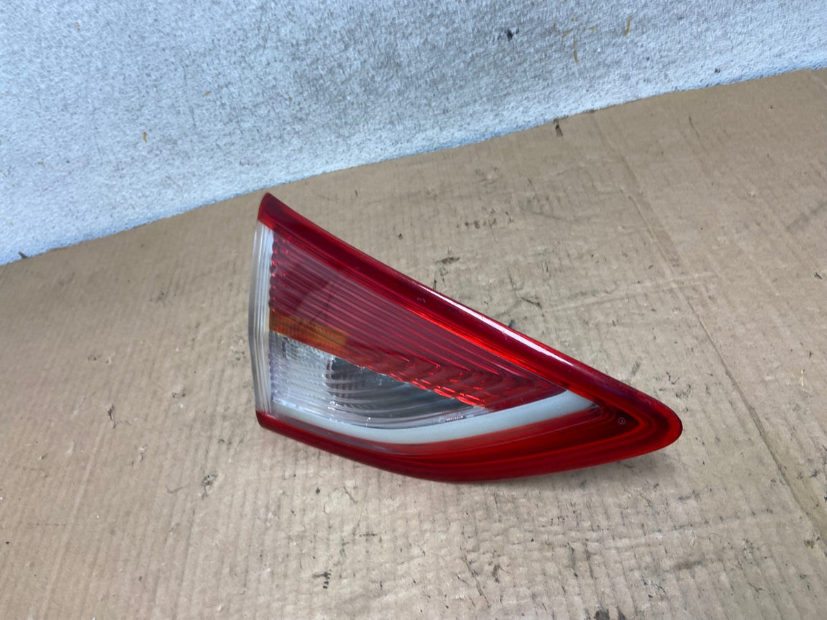 2013 to 2016 Ford Escape Left Driver LH Side Inner Tail Light AI8080 LK1