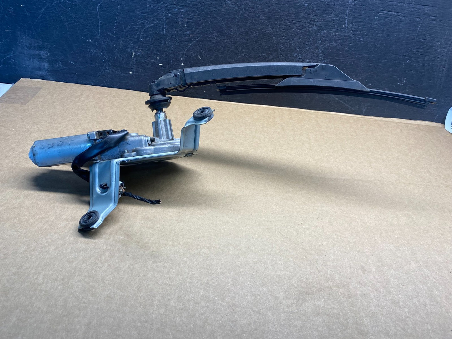 2014-2015 Kia Sorento Rear Glass Windshield Wiper Motor AF4213 DW1