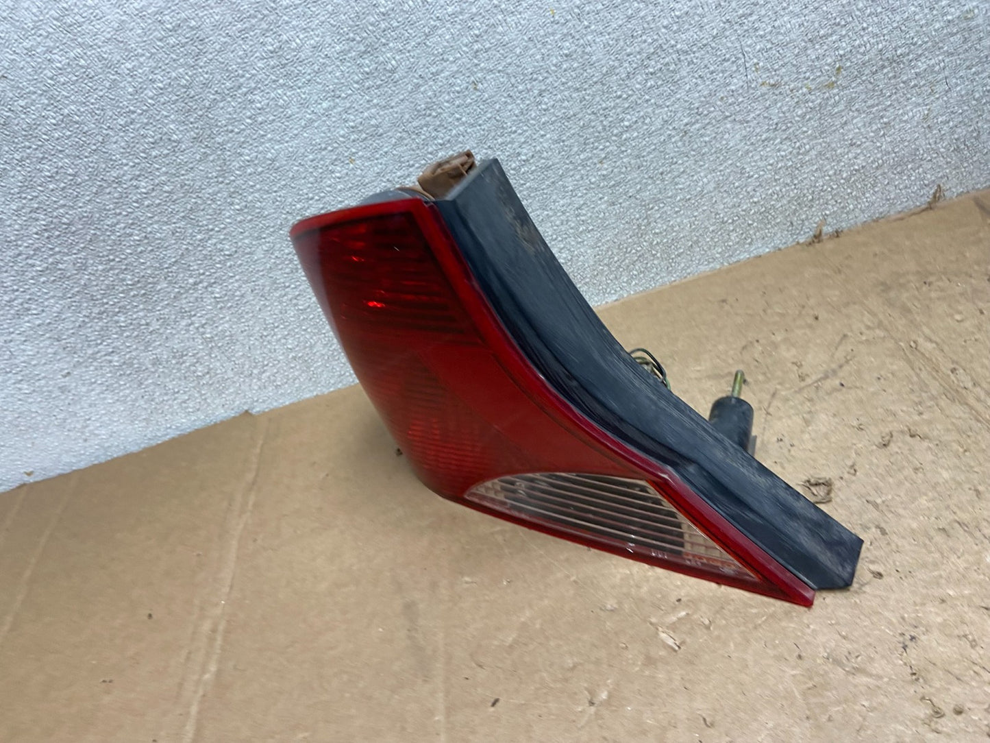 2000 to 2004 Ford Focus Left Driver Side Tail Light OEM AA52331