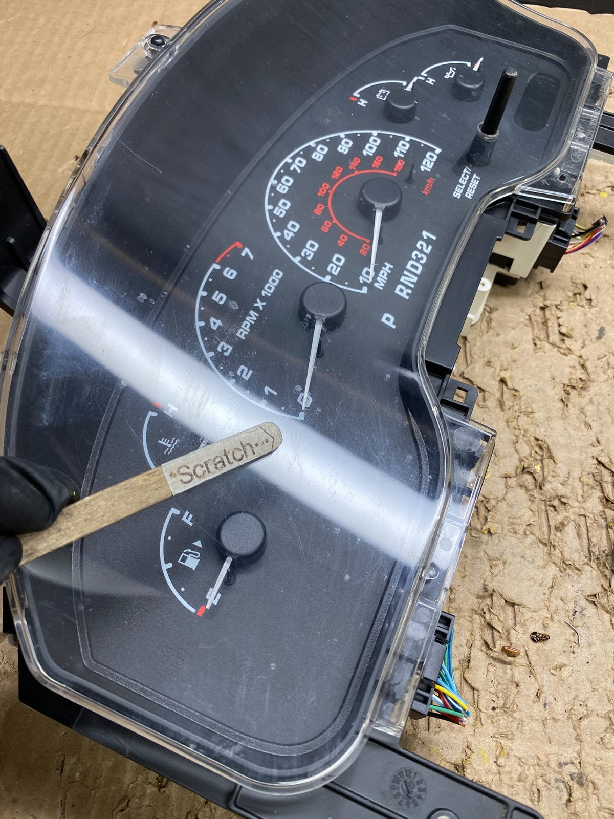 2002 Ford Explorer Speedometer Cluster Gauge OEM V7503 DG1