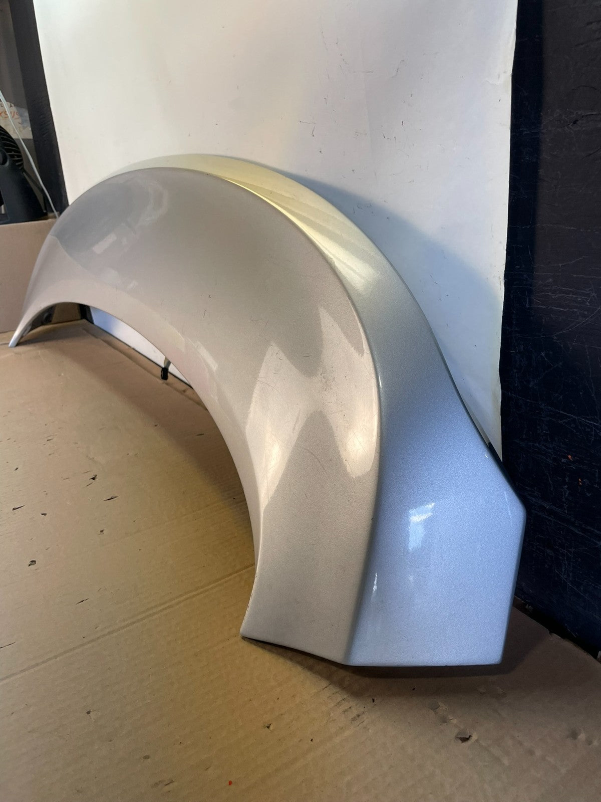 2011 to 2015 Chevrolet Volt Rear Spoiler Wing ah6554 DG1