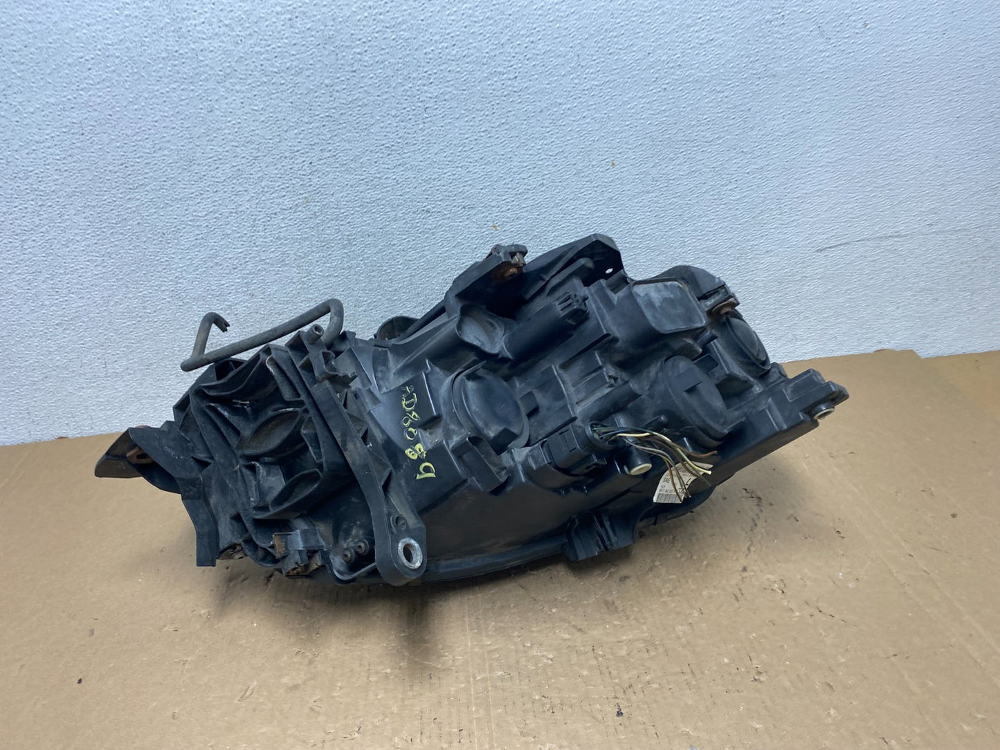 Halogen 2009 to 2012 Audi A4 Left Driver LH Side Headlight AD8089 DW6
