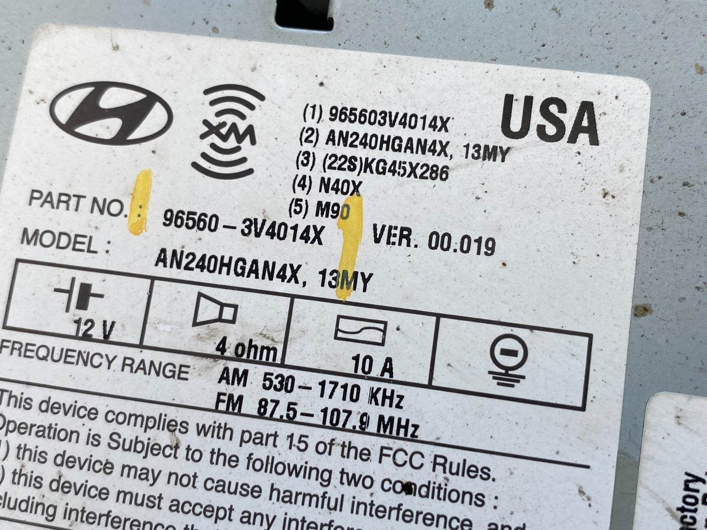 2012-2013 Hyundai Azera Am Fm Cd Player Radio Receiver Oem  AB9629 DG6