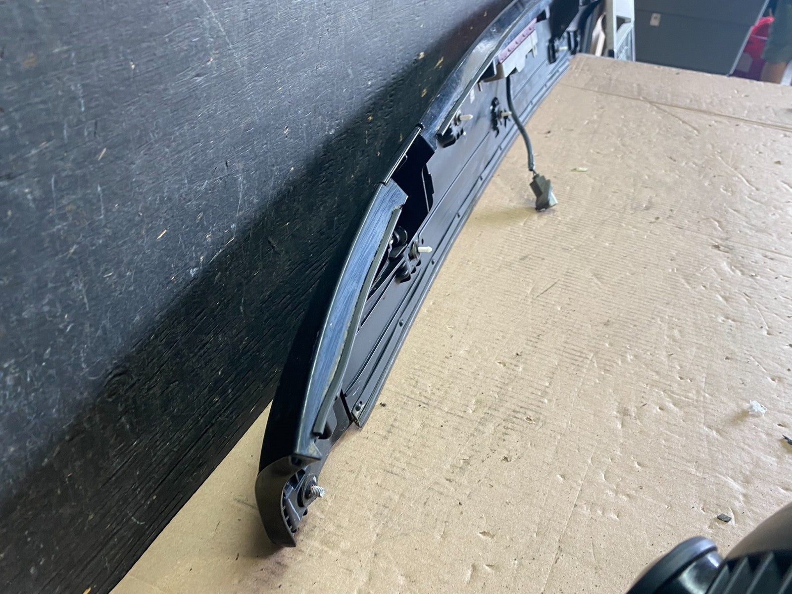 2009 to 2015 Honda Pilot Rear Trunk Spoiler Gate Oem P5991 DG9